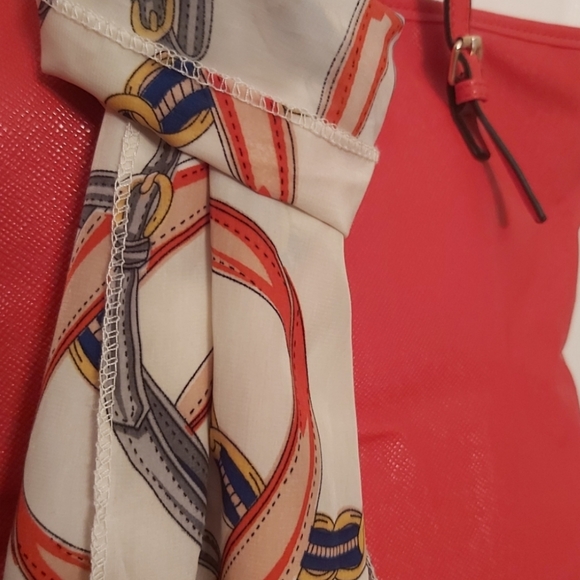 ๐ Call it spring red tote - Picture 2 of 6